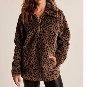Abercrombie & Fitch Leopard Cheetah Faux Fur Half Zip Collared Pullover NWOT- XS
